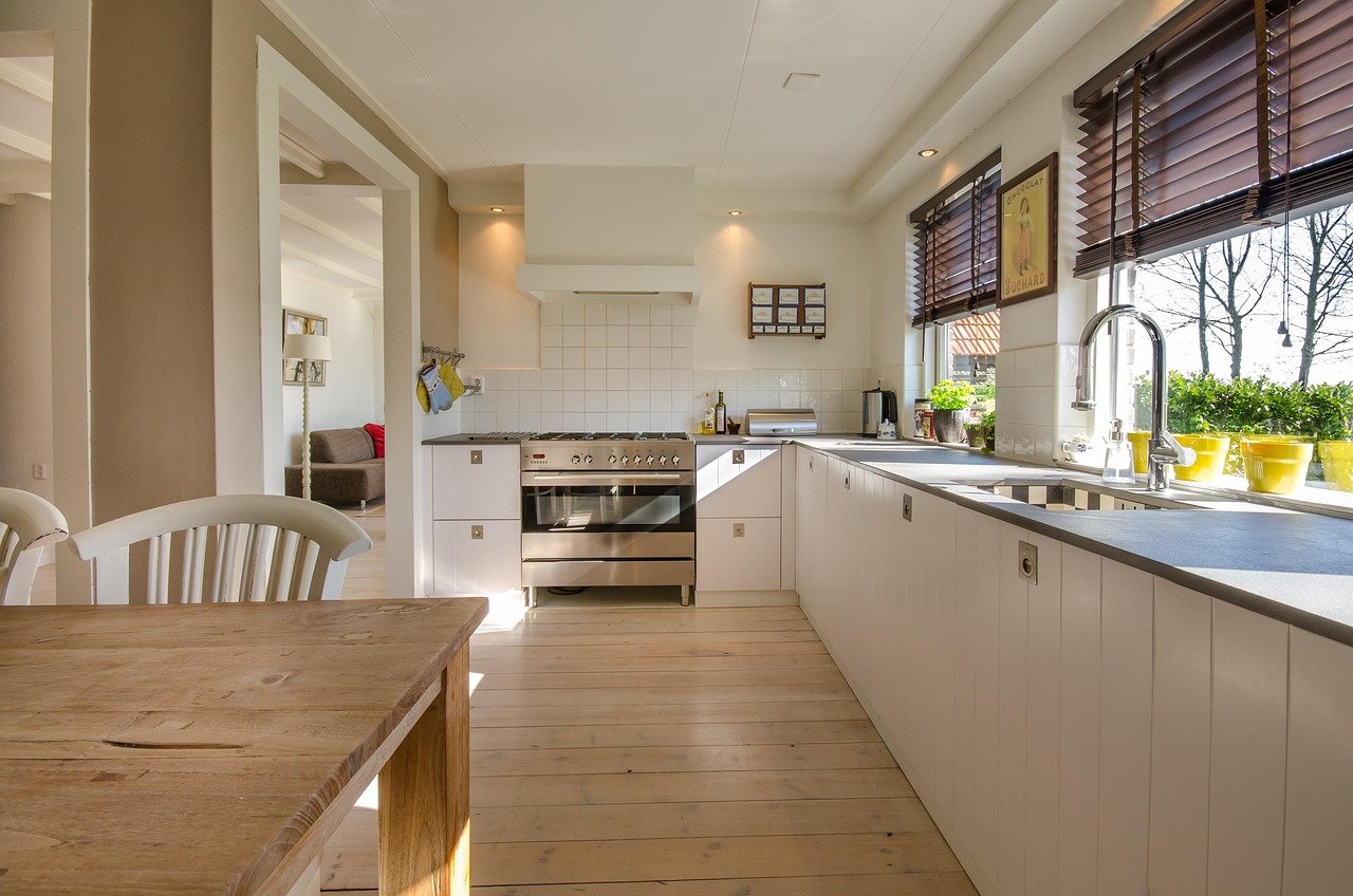 Budget-Friendly Kitchen Remodel Ideas That Don’t Compromise on Style
